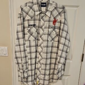 Wrangler Men's Black and White Plaid Shirt